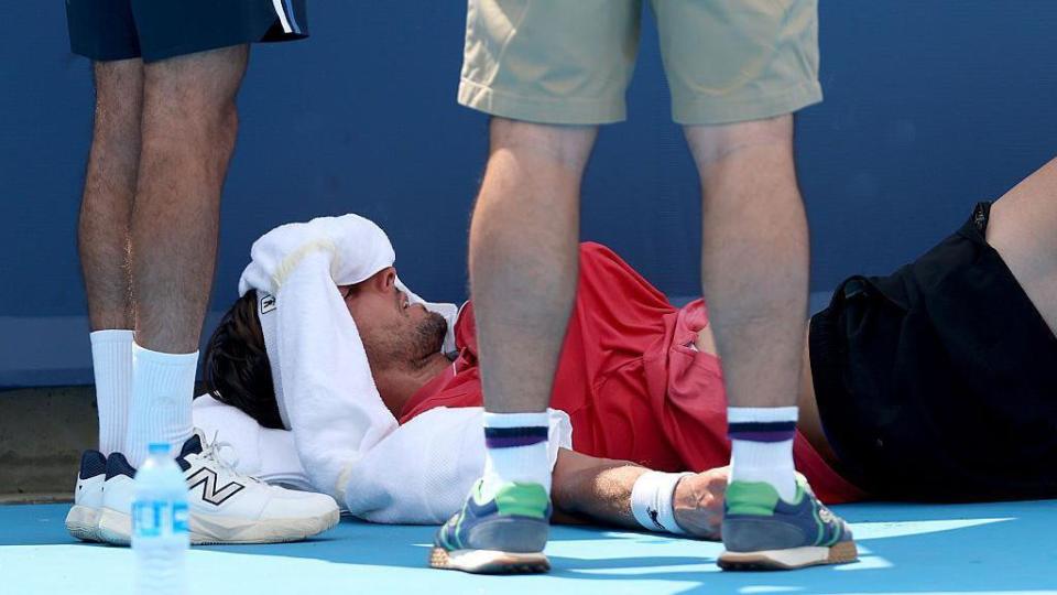 表现保持希, bt, 林德克内希