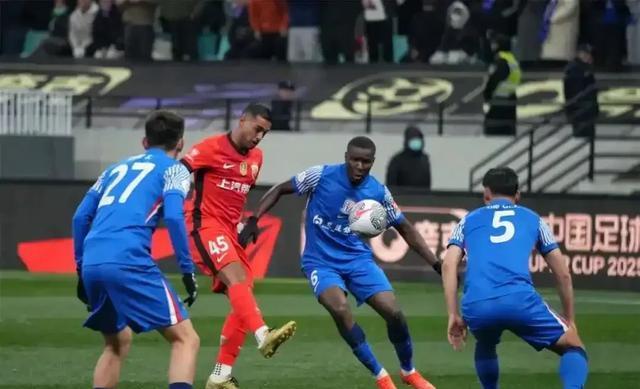 KcTlY, amp, 申花在防守 KcTlY, amp, 申花在防守