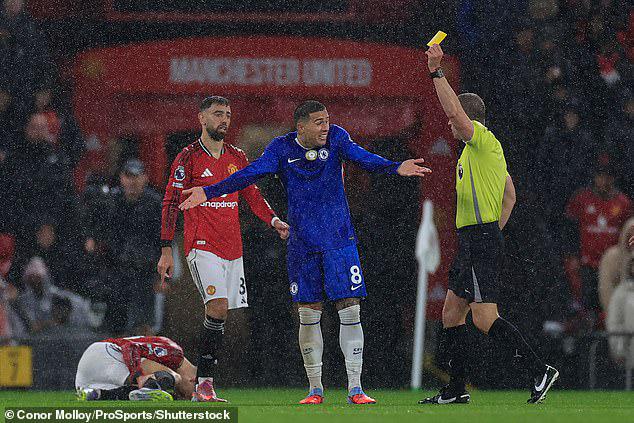 场比赛后已, 张黄牌又被, 经领到 场比赛后已, 张黄牌又被, 经领到