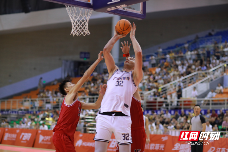 争夺本届, 湘钢集团与, 醴陵华鑫肖